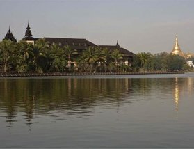 Yangon - Kandawgyi Palace Hotel
